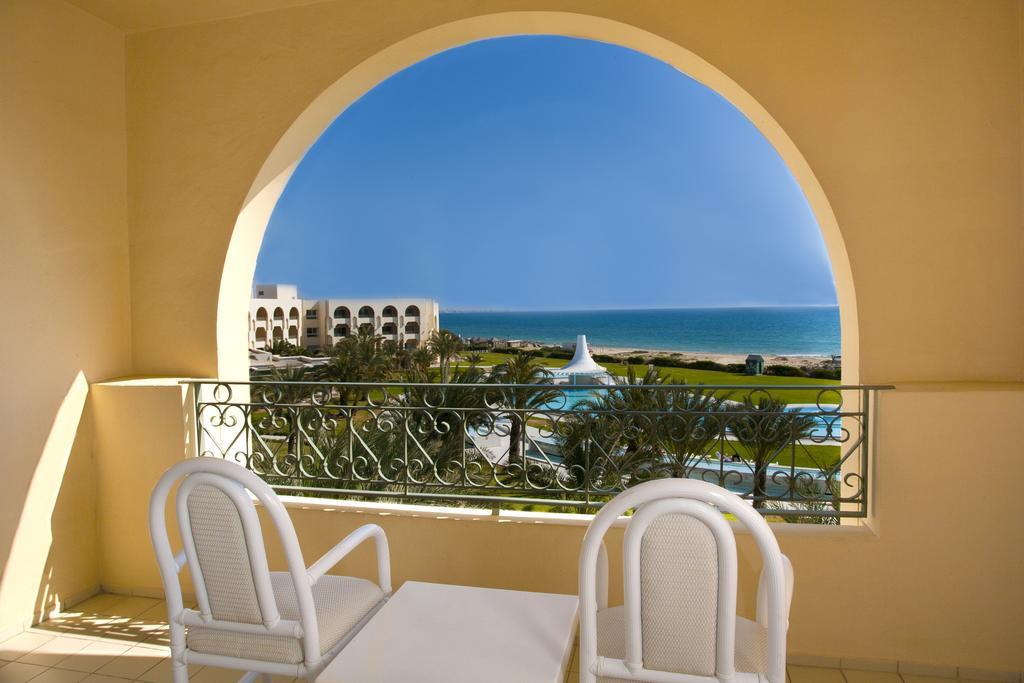 Iberostar Waves Averroes Hotel Hammamet Exterior photo